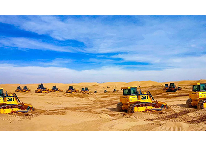 1681375037981899.jpg 山推“鋼鐵之師”攻堅(jiān)全球最大光伏先導(dǎo)工程.jpg